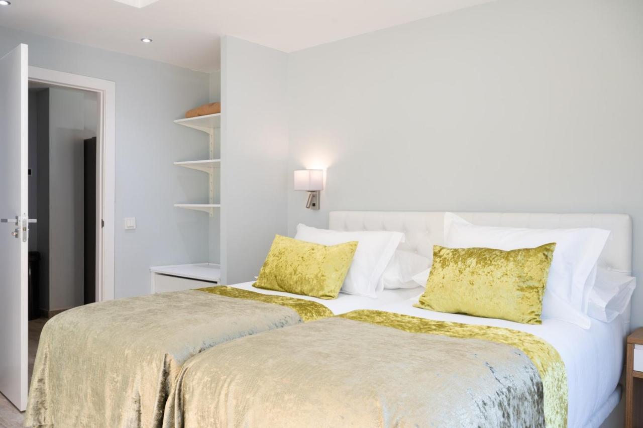 The Mirror & Luxury El Tarter