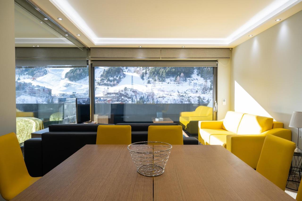 The Mirror & Luxury Apartamento