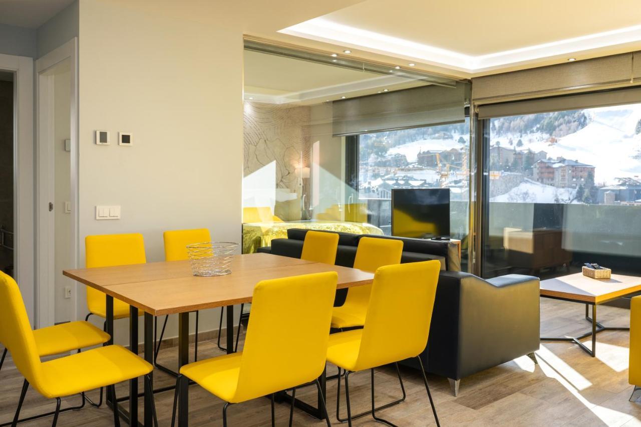 The Mirror & Luxury Apartamento