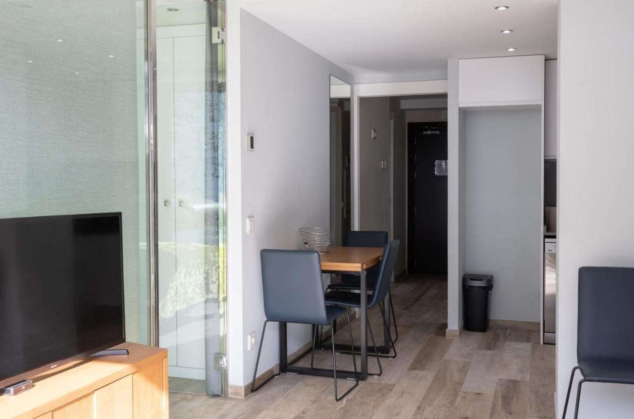 The Mirror & Luxury